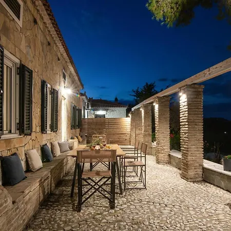 Astarte - The Pine Tree With Pool Villa